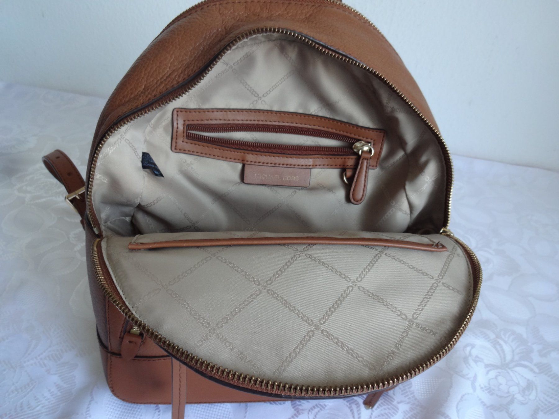 Michael Kors Sacs à dos: Orig. " Michael Kors " Leder Rucksack – Neuf (Voir description) à Frauenfeld par Jahy 5