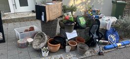 Töpfe und div. Gartenmaterial gratis zum Abhole 