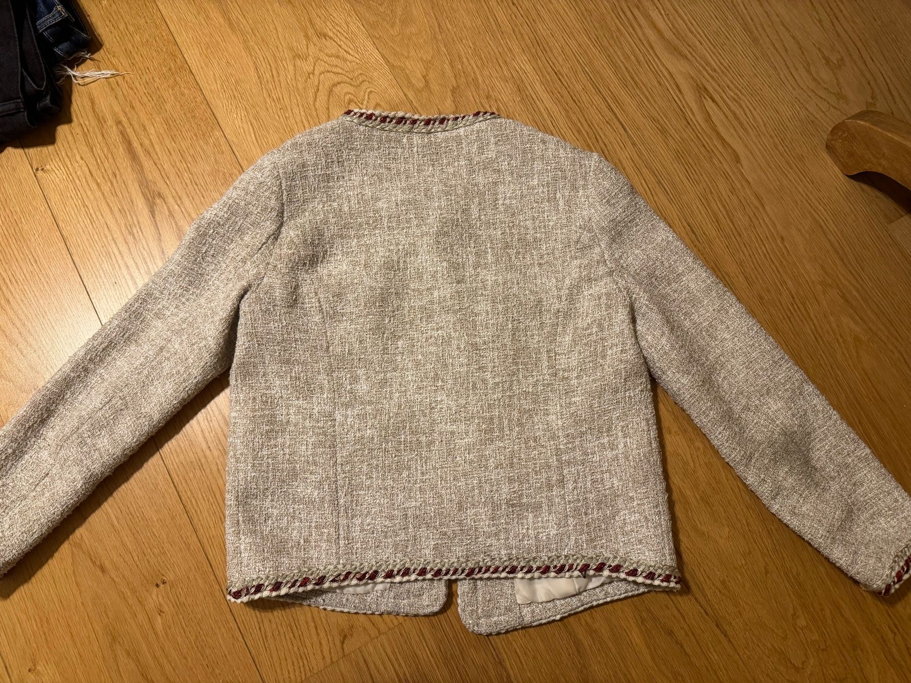 Zara Jacken: Zara Tweed Blazer – Gebraucht aus Kilchberg ZH von sahoss 1