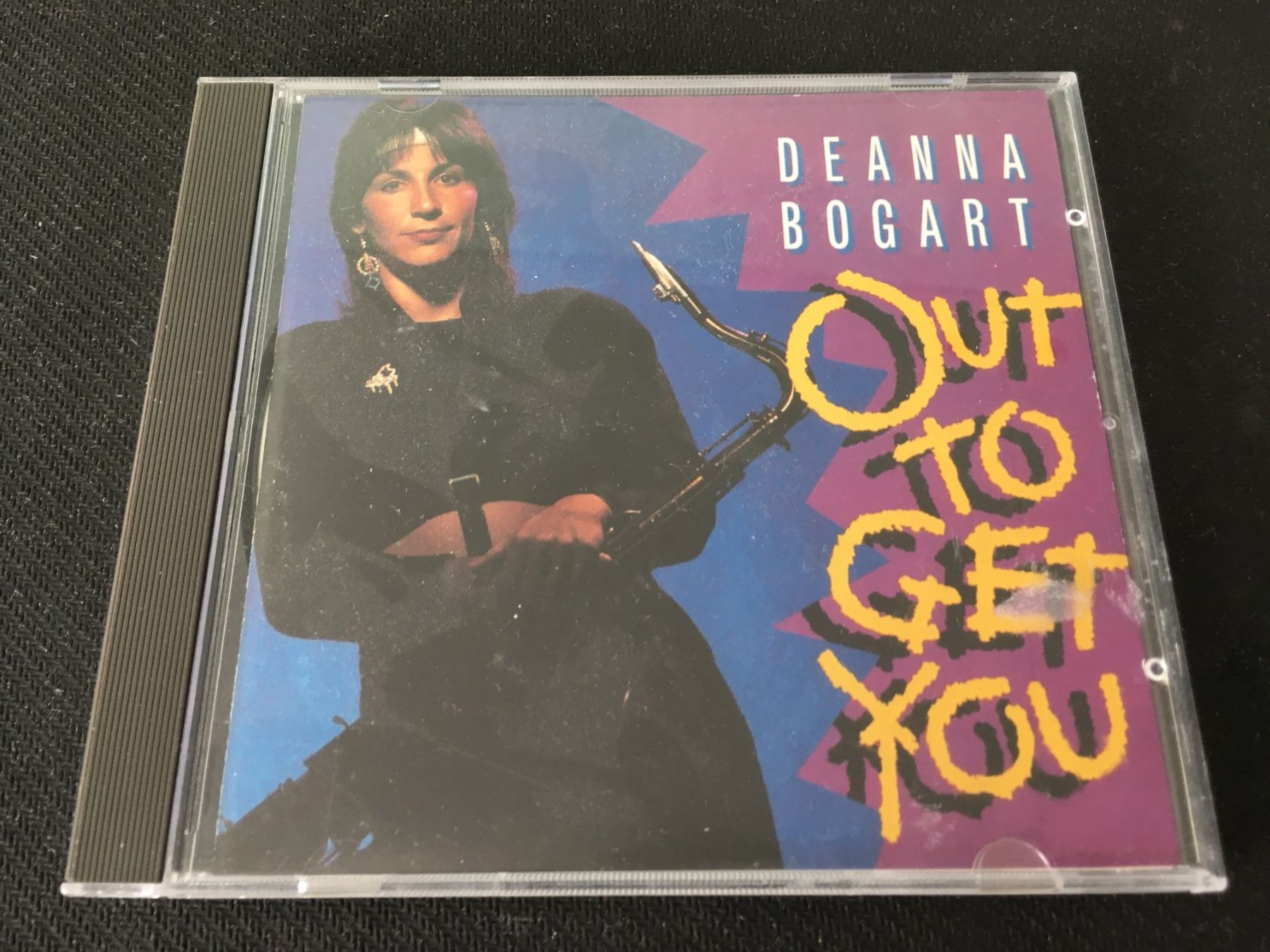 CD: Deanna Bogart - Out to get you -CD- – Usato da St.Gallen venduto da MedienJoe