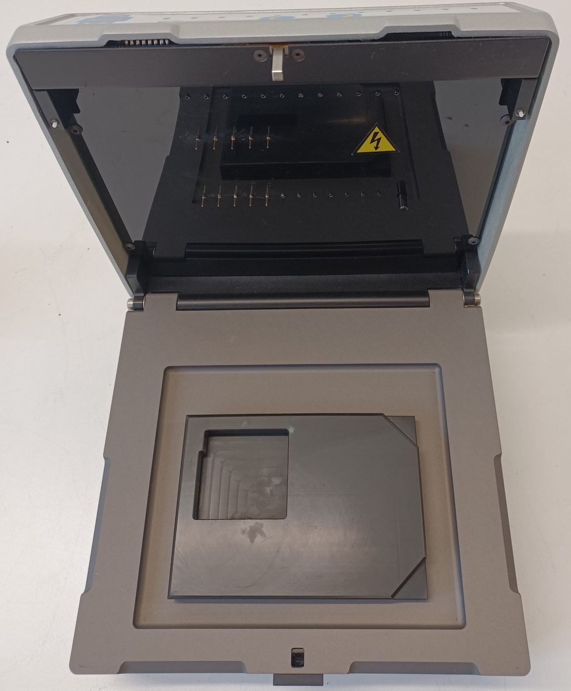 Accessori da laboratorio: Harvard Apparatus BTX HT-200 High Throughput Electroporation – Difettoso da Niederdorf venduto da LeptonAG_Labor 3