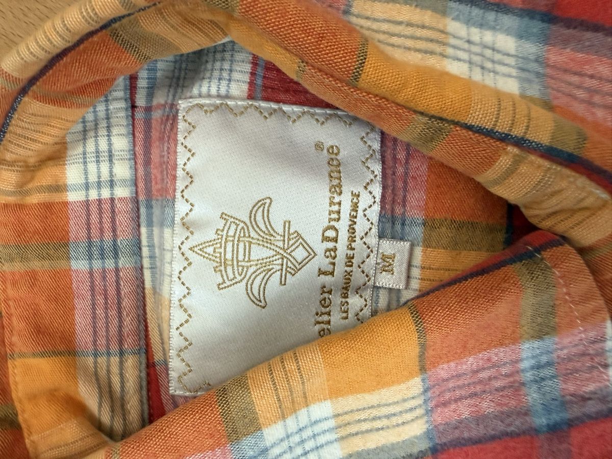Camicie: Atelier La Durance Hemd kariert Grösse M – Usato da Zürich venduto da Jamezone