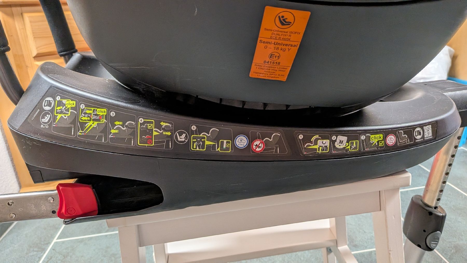 Britax Römer Seggiolini per auto: Britax Römer Dualfix 2 R – Usato da Oberkirch LU venduto da Rootom 3