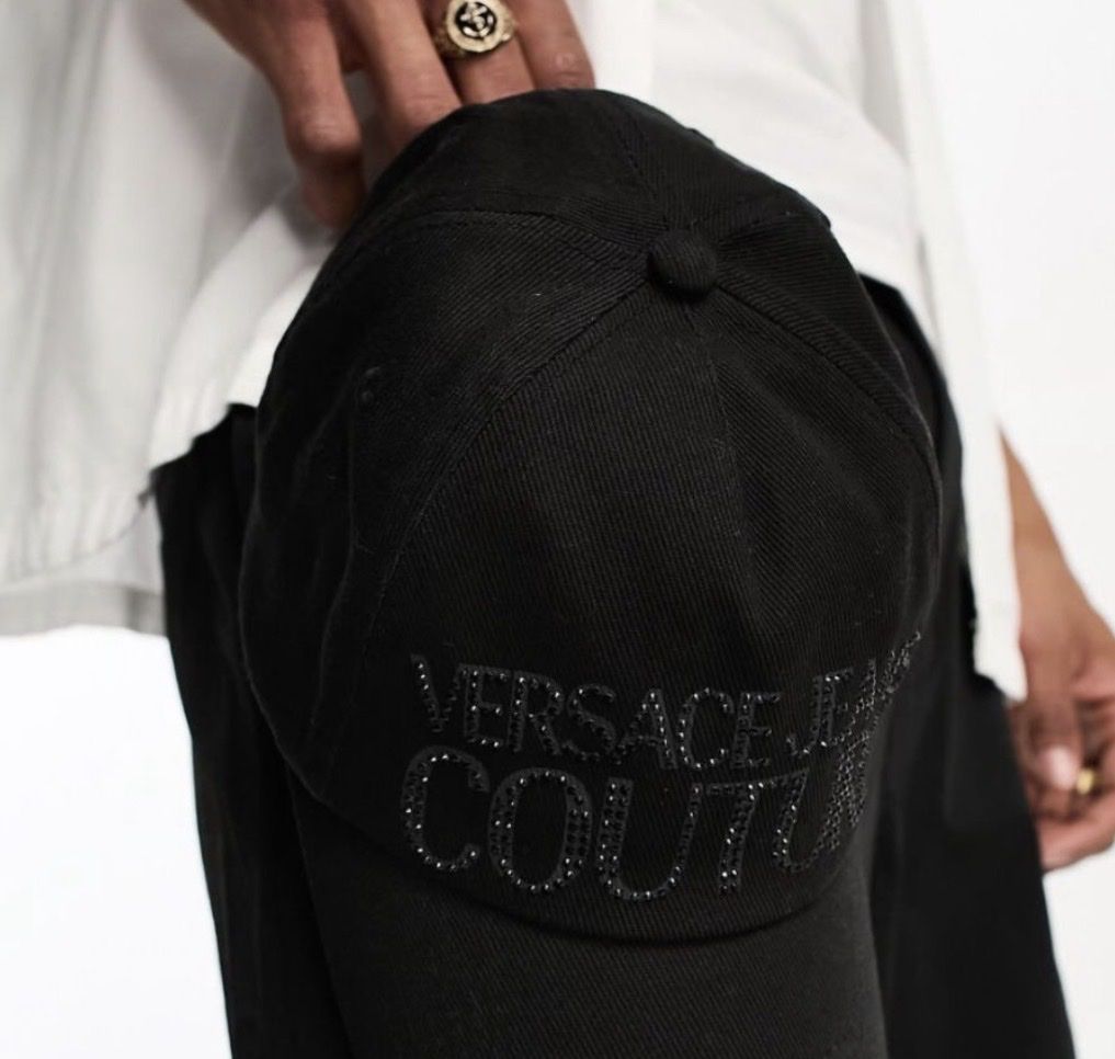 Versace Altro in  Abbigliamento & Accessori: Versace Jeans Couture Cap Black New – Usato da Buochs venduto da zukkias 2