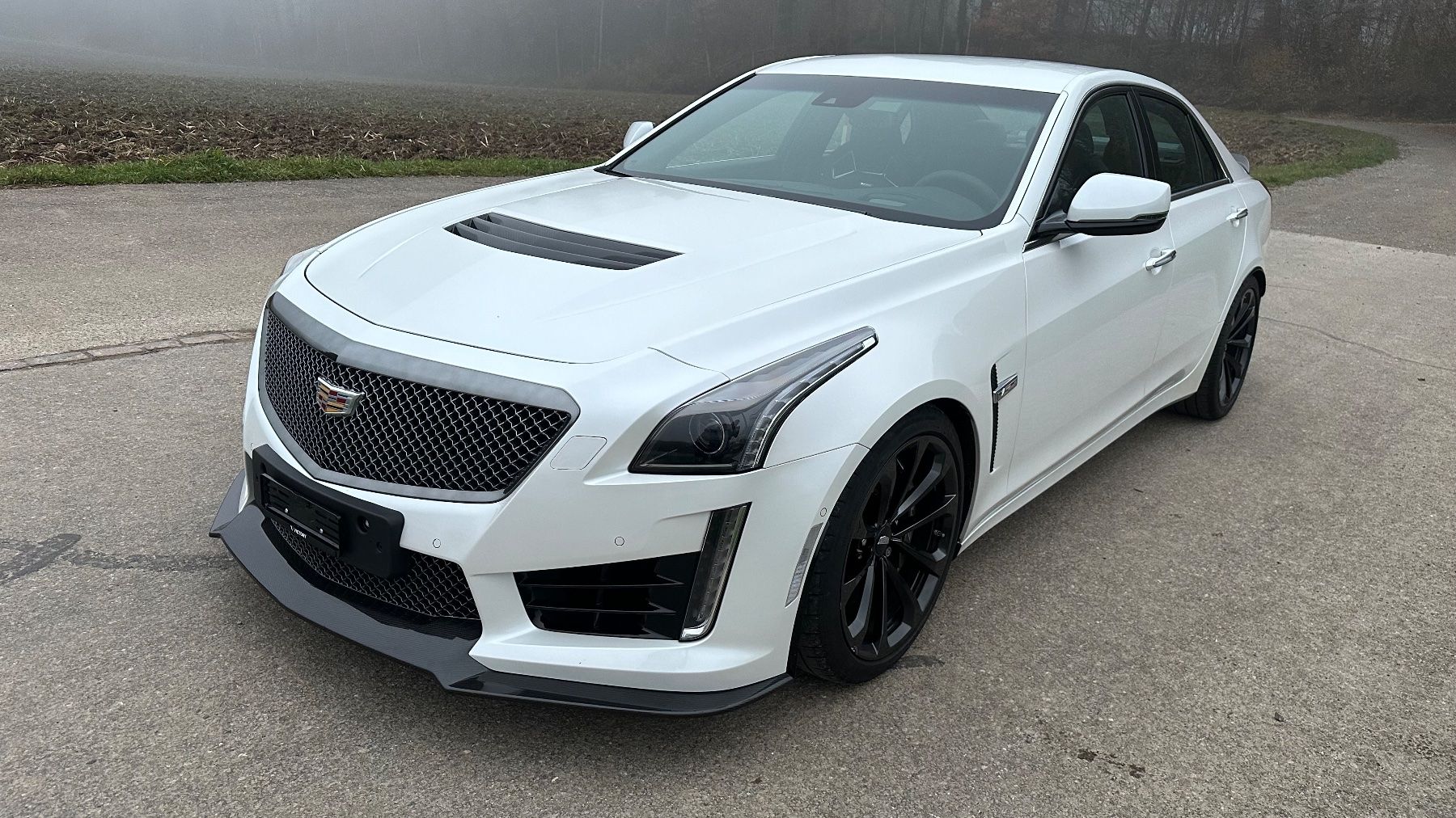 Cadillac Autos: Cadillac CTS-V 6.2 V8 649PS Supercharged – Gebraucht aus Hinwil von dav_swv6