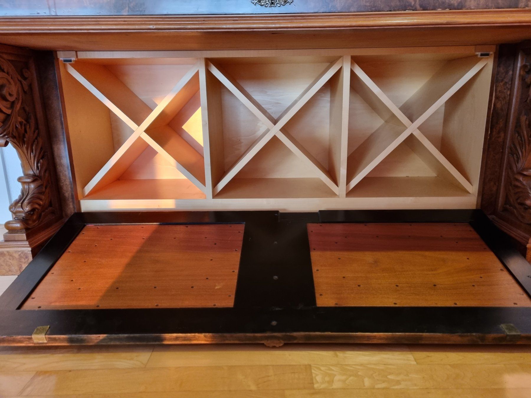 Strumenti musicali: Antikes Klavier als Bar..Einzelstück – Usato da Pfäffikon ZH venduto da Nick72 5