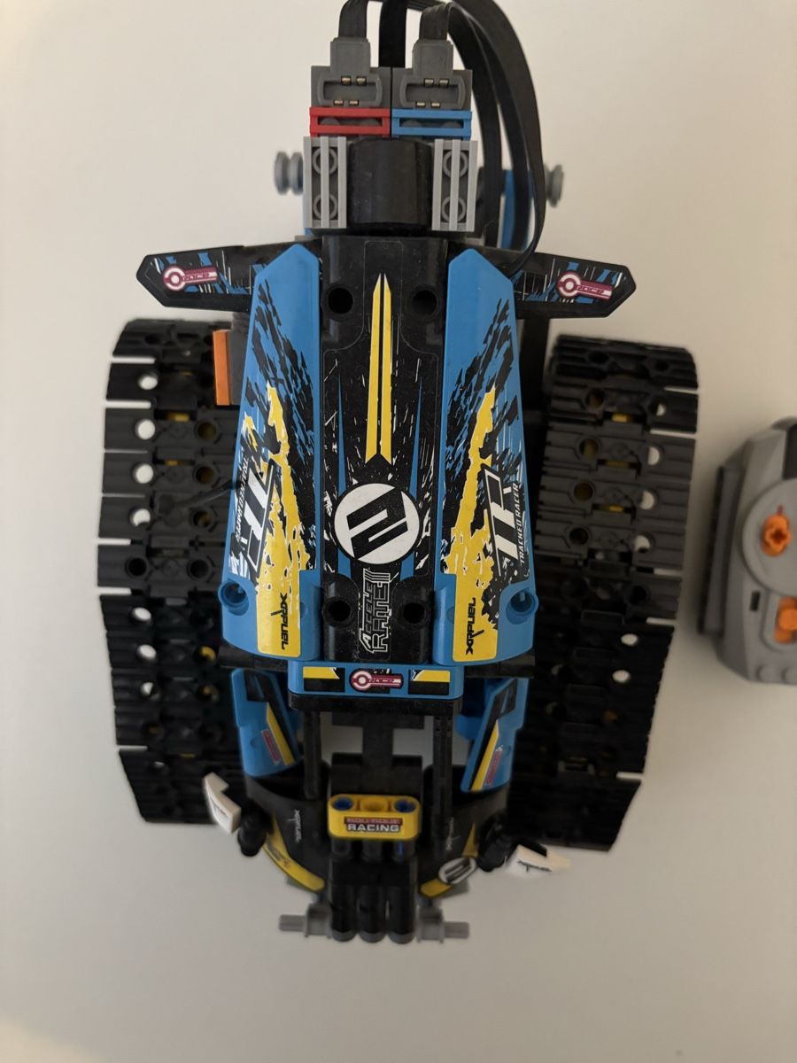 Technics Kit di costruzioni: LEGO Technic Voiture de course Télécommandée 42065 ! – Usato da La Chaux-de-Fonds venduto da DANIELA19961996 3