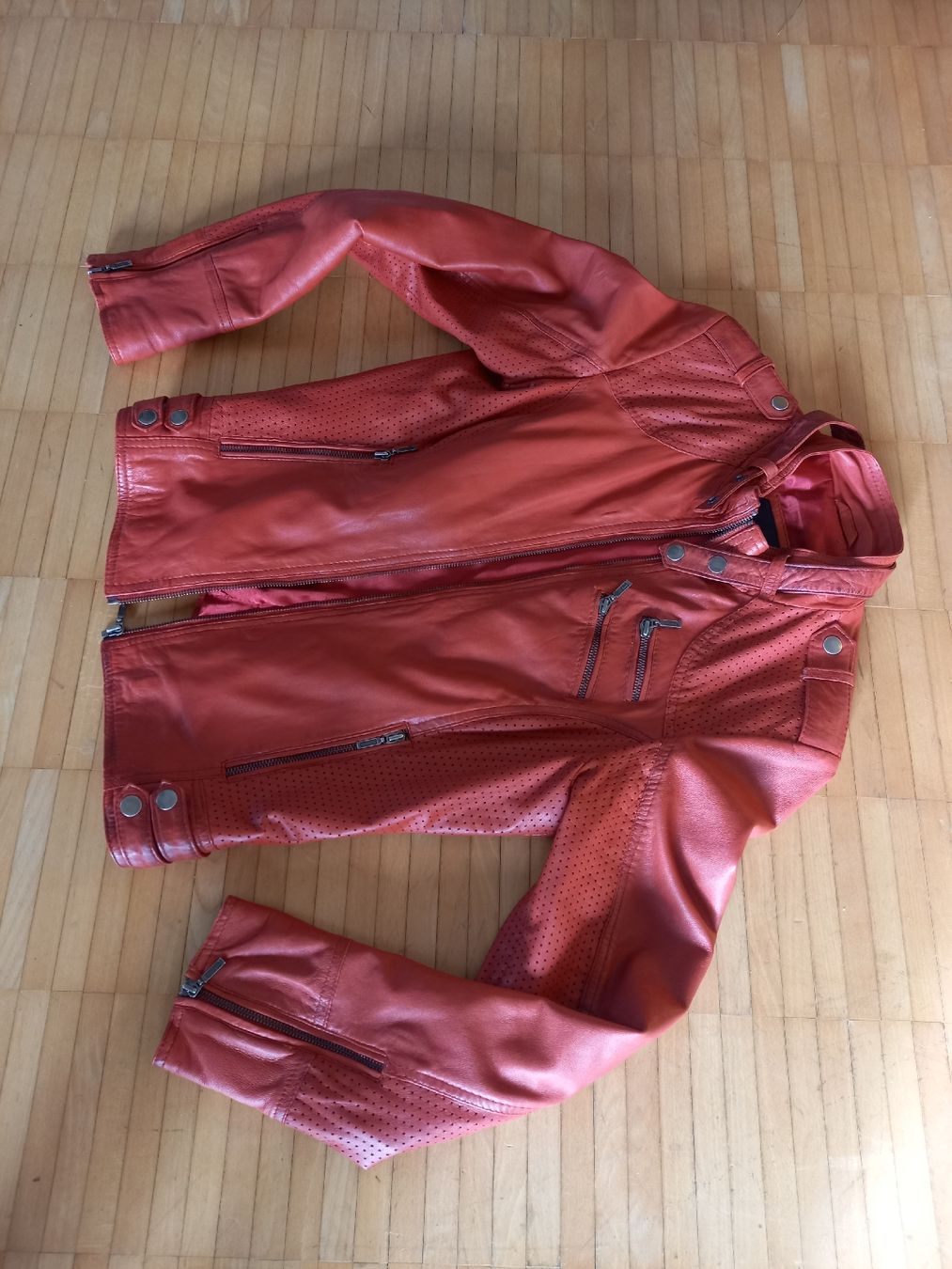 Giacche: Leichte Lederjacke rot, Bikerstyle – Usato da Winterthur venduto da leo_ywb7 2