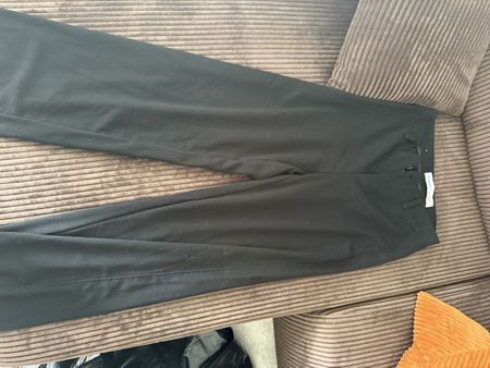 Damen Hose Schwarz Grösse 38 guter Zustand