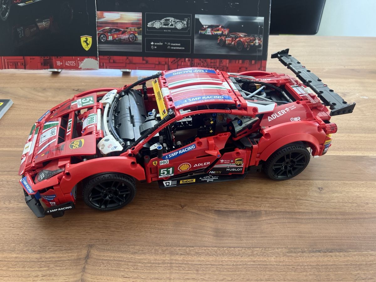 Lego Kit di costruzioni: LEGO Technic Ferrari Race Car 42125 – Usato da Zürich venduto da JuneBaby12 1