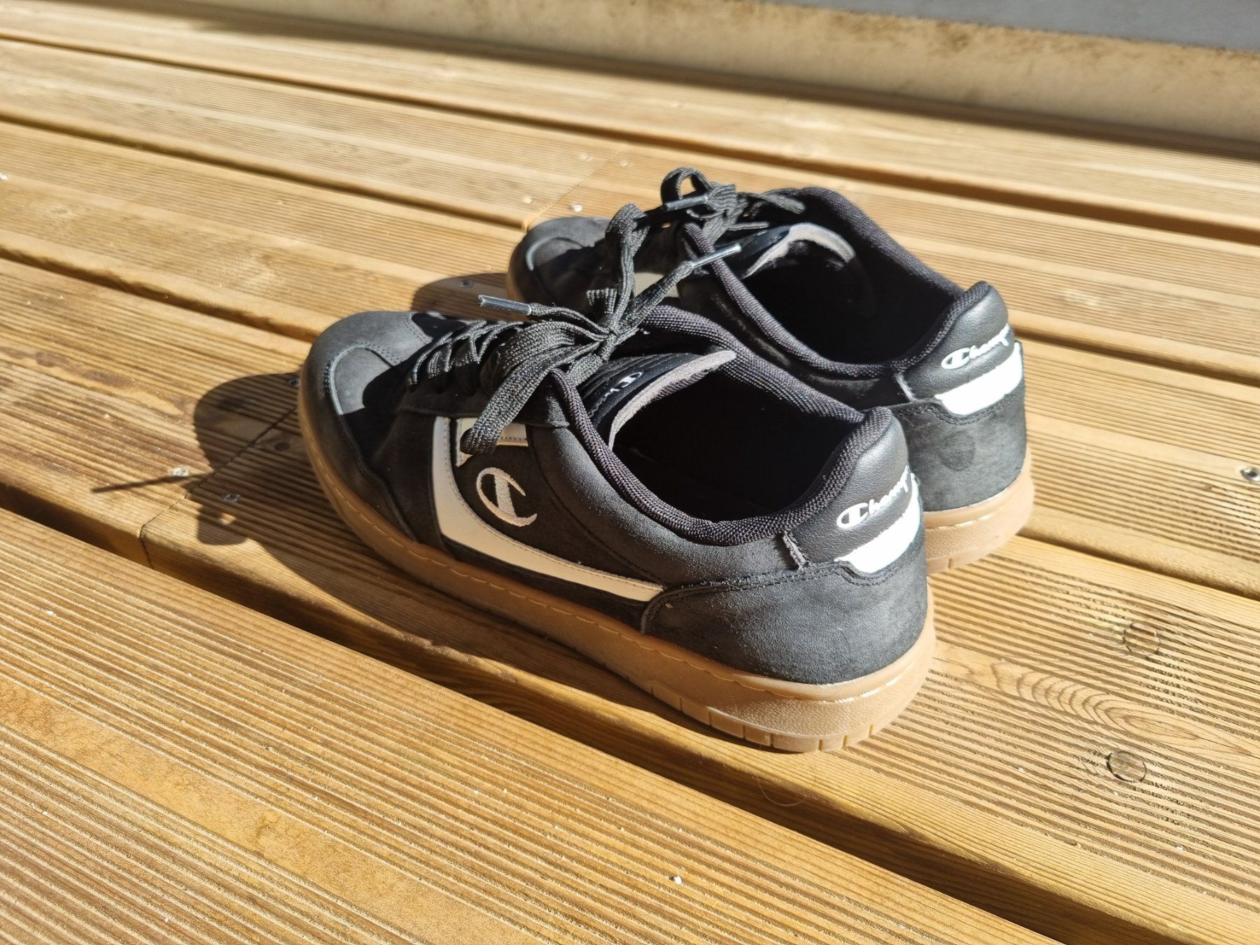 Champion Scarpe da uomo: Champion Sneaker low - black - 42 – Nuovo (secondo la descrizione) da Châtelaine venduto da watints 2