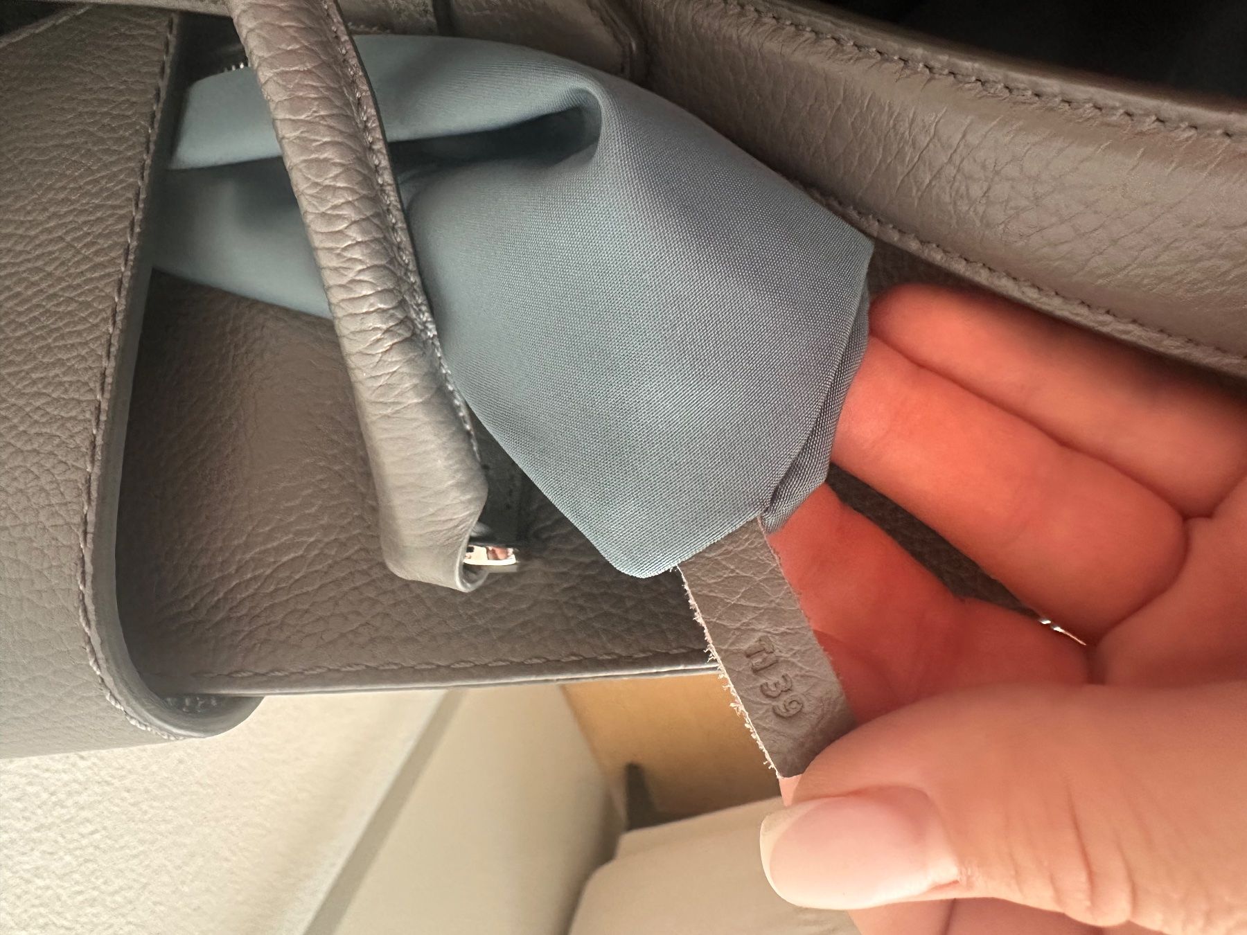 Tod'S Sacs femmes: Originale Tod's Ledertasche/Schopper – Neuf (Voir description) à Dübendorf par eld_5pbv 3