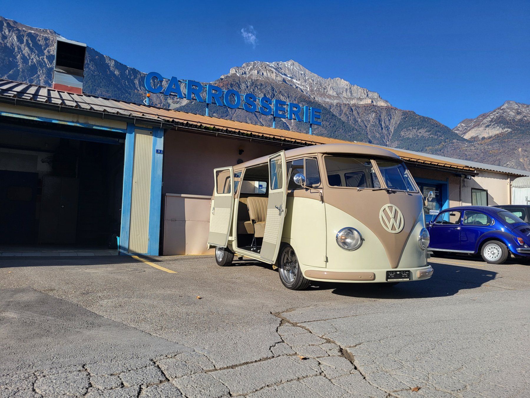 VW Automobili: A vendre Volkswagen Combi – Usato da Fully venduto da Luvi