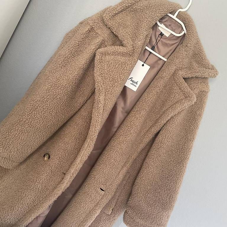 Mäntel: Freshlions Teddy Mantel – Gebraucht aus Hochdorf von Franciscochico