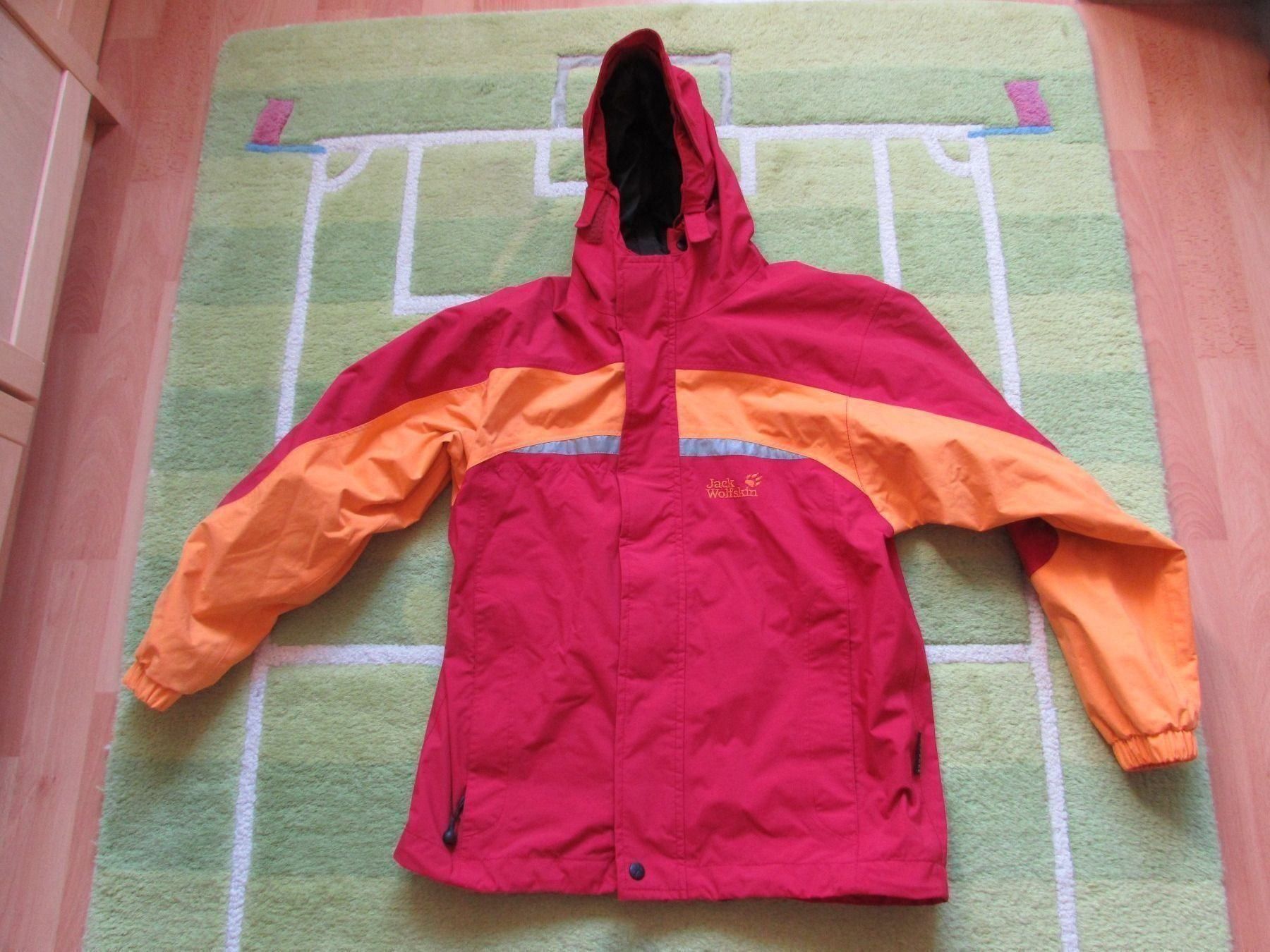 Jack Wolfskin Jacken: Jack wolfskin Regenjacke Gr. 140 – Gebraucht aus Basel von mimi8668