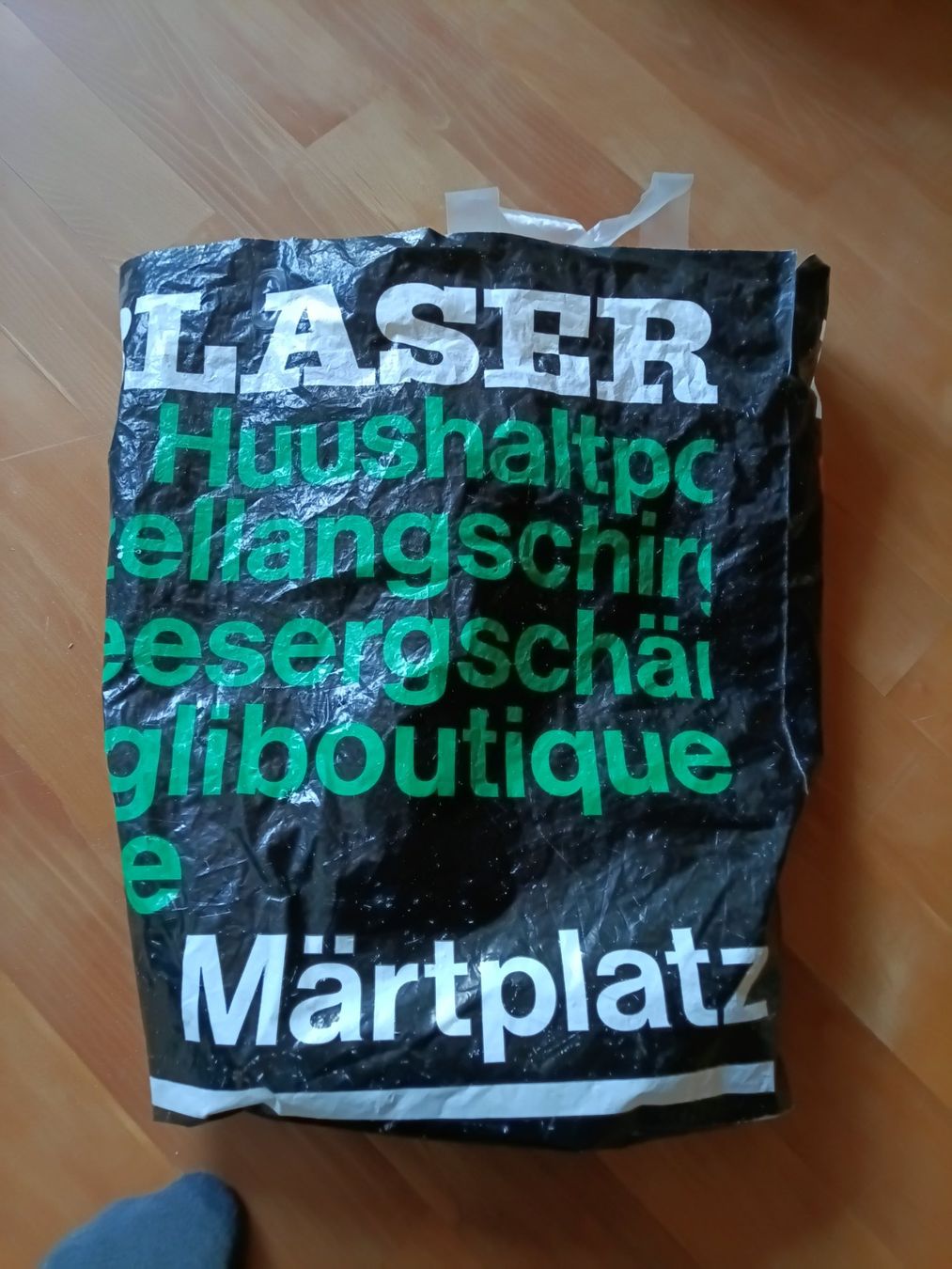 Bastelsets: Lederresten zum Basteln – Gebraucht aus Abtwil SG von Tonisberg 3