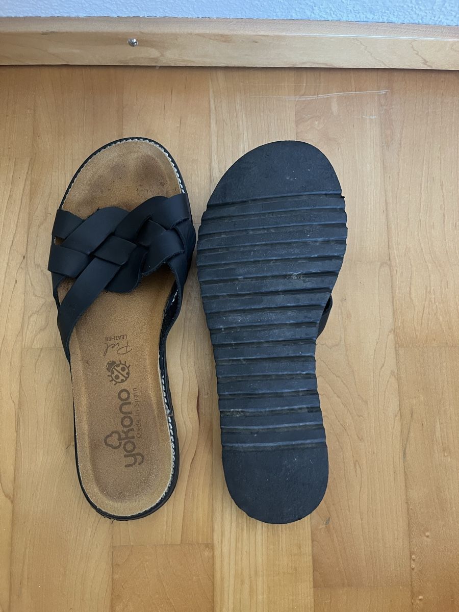 Damenschuhe: Yokono Schlappen – Gebraucht aus Sins von julesbreaktherules 3