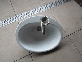 WASSERHAHN-ARMATUR MIT SPÜLBECKEN(IDEAL FÜR GARTEN)