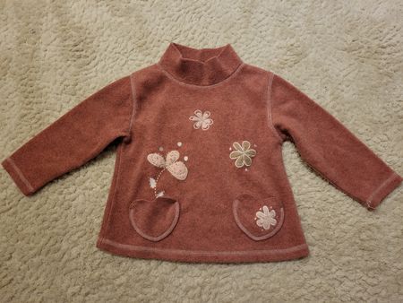 Süsses Mädchen Fleece-Pulli, Grösse 104, Top Zustand!