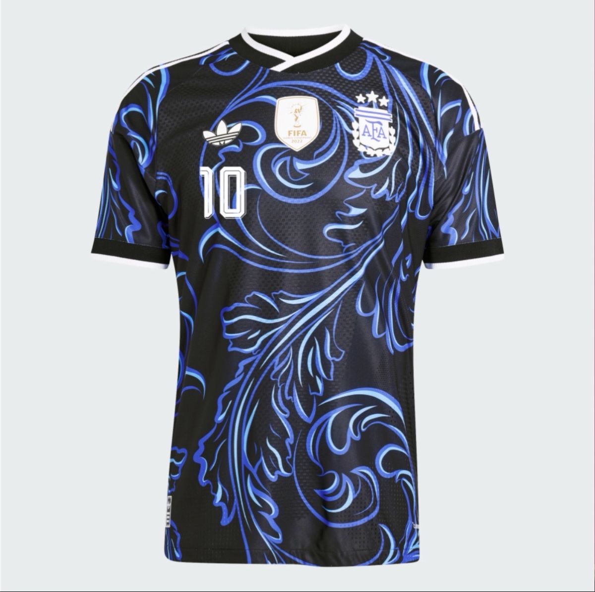 Adidas Maillots de corps & Pantalons: ARGENTINIEN 26 AUTHENTIC AUSWÄRTSTRIKOT MESSI – Neuf avec emballage d'origine à Jonen par Mariiiiiiiiii