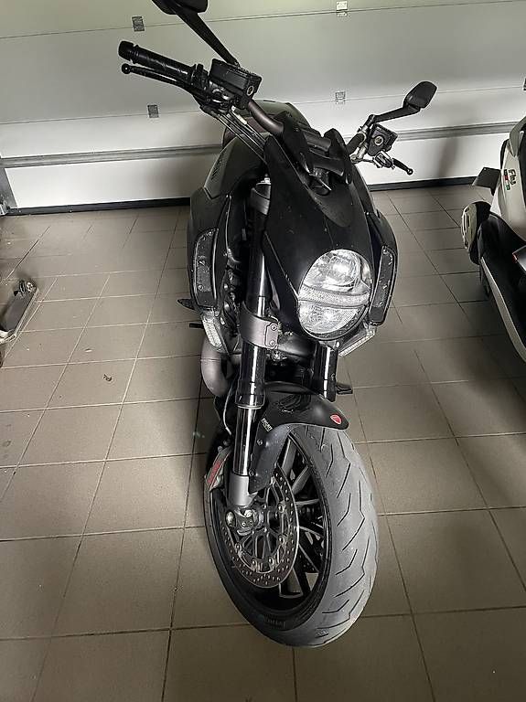 Route: Ducati Diavel  – D'occasion à Sonceboz-Sombeval par msap 2