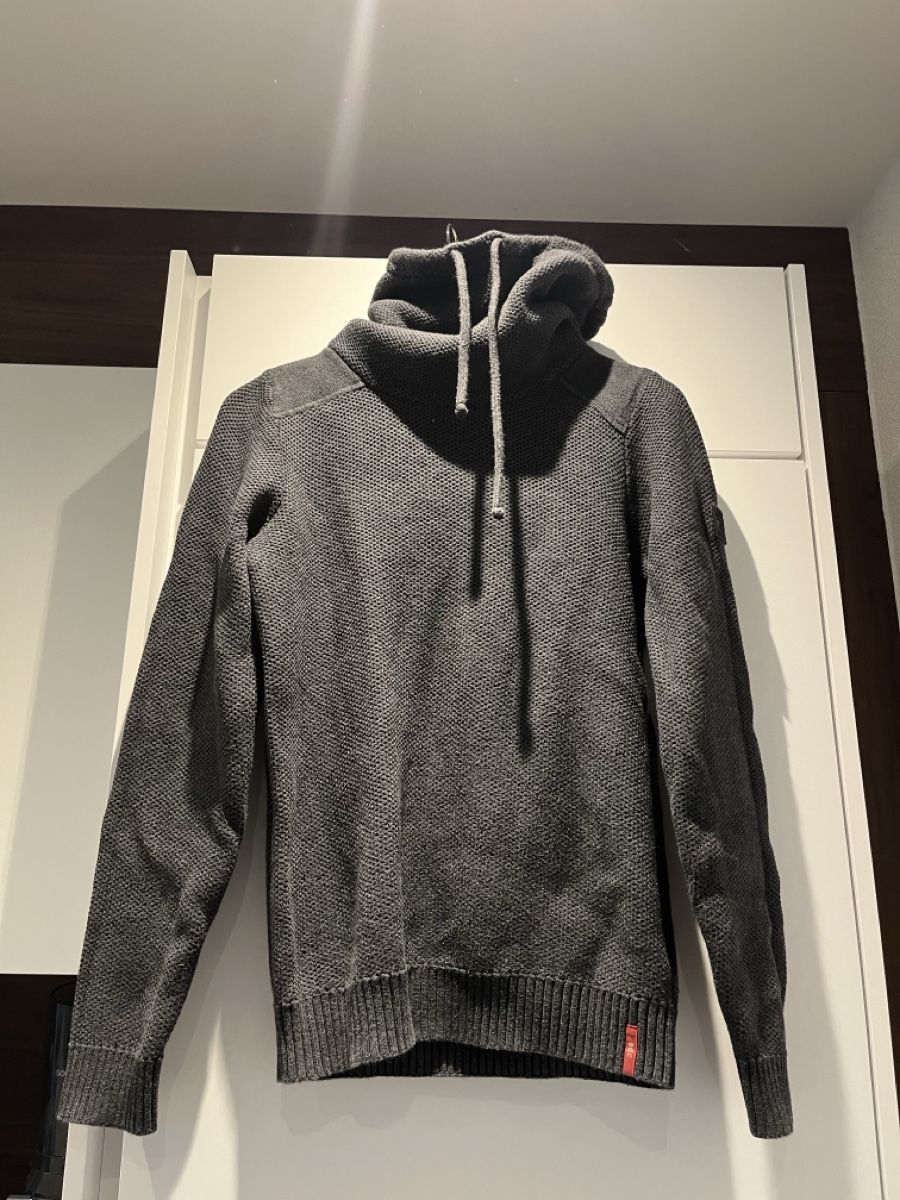 Esprit Maglioni & Felpe: Herren Strickpullover mit Kapuze, edc – Usato da Hettlingen venduto da NorausWinti