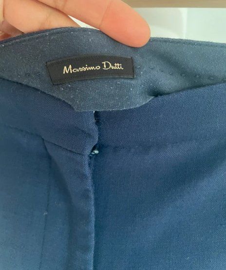 Massimo Dutti Pantaloni: Hose Massimo Dutti Grösse 34 dunkelblau – Usato da Stansstad venduto da InStyle8 2