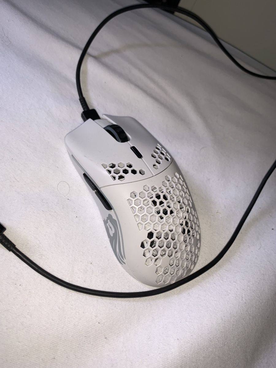 Maus: Glorious Model Weiss Gaming Maus – Neu (gemäss Beschreibung) aus Wetzikon ZH von aro_685k