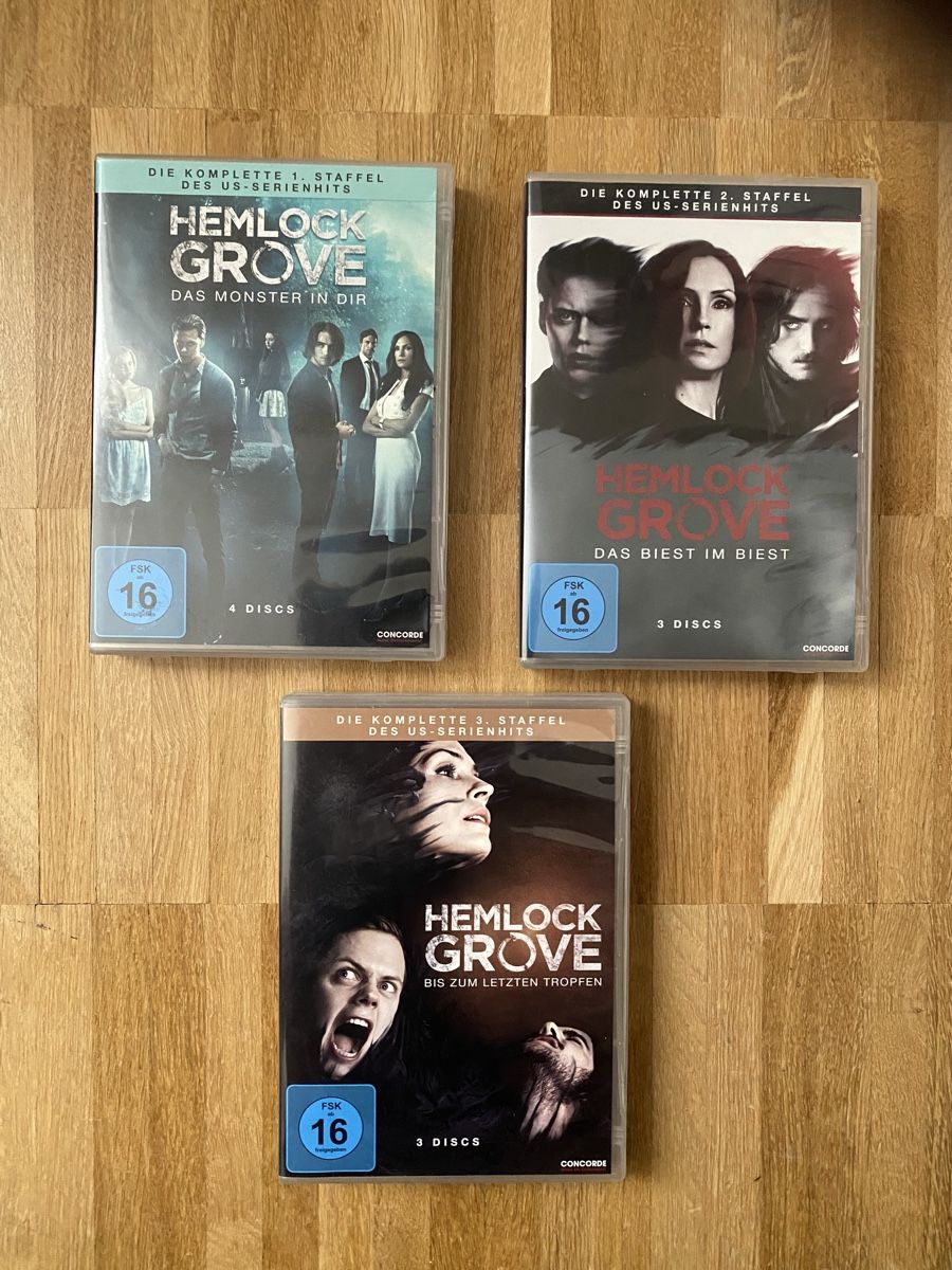 Tutti i DVDs: DVDS Hemlock Grove komplette Staffeln 1-3 – Nuovo (secondo la descrizione) da Aesch BL venduto da 39QueenOFSales39