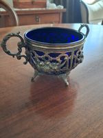 Kleine Schale mit Einsatz, blaues Glas, Metallgestell