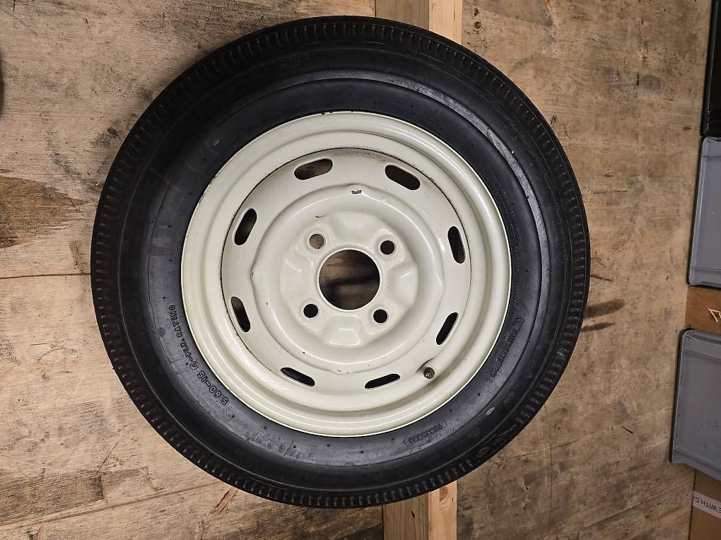 Pneumatici & Ruote complete: VW Käfer Reserverad in gutem Zustand – Usato da Grosswangen venduto da LUNI_Classic_Cars