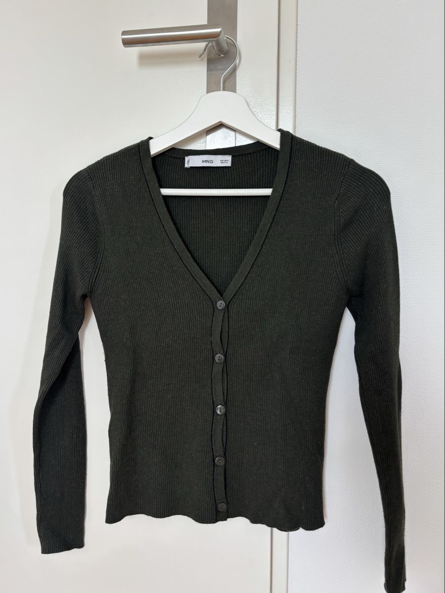 Mango Maglioni & Felpe: Cardigan von Mango – Nuovo (secondo la descrizione) da Müllheim Dorf venduto da Lavwy