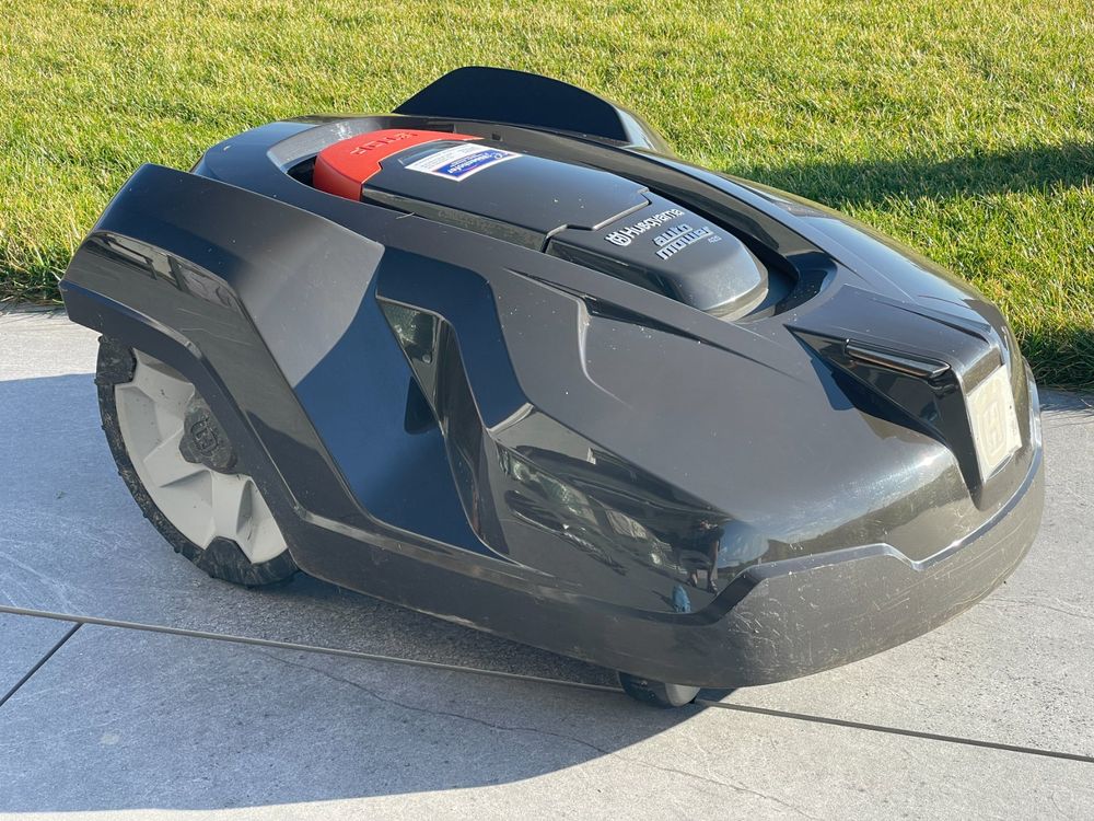 Husqvarna Automower 420, nur 15h Fahrzeit, mit Ladestation Kaufen auf Ricardo