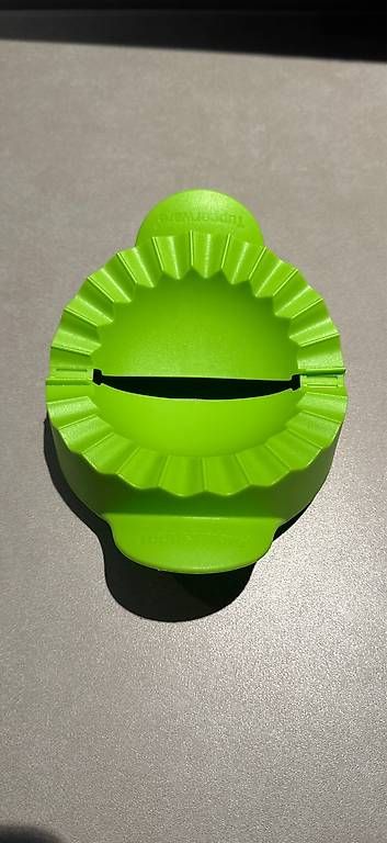 Küchengeräte: Tupperware Teigtaschen-Former / Teigtaschenfalle – Gebraucht aus Birr von Satti