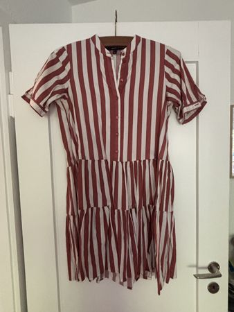 Vero Moda gestreiftes Kleid Grösse S guter Zustand