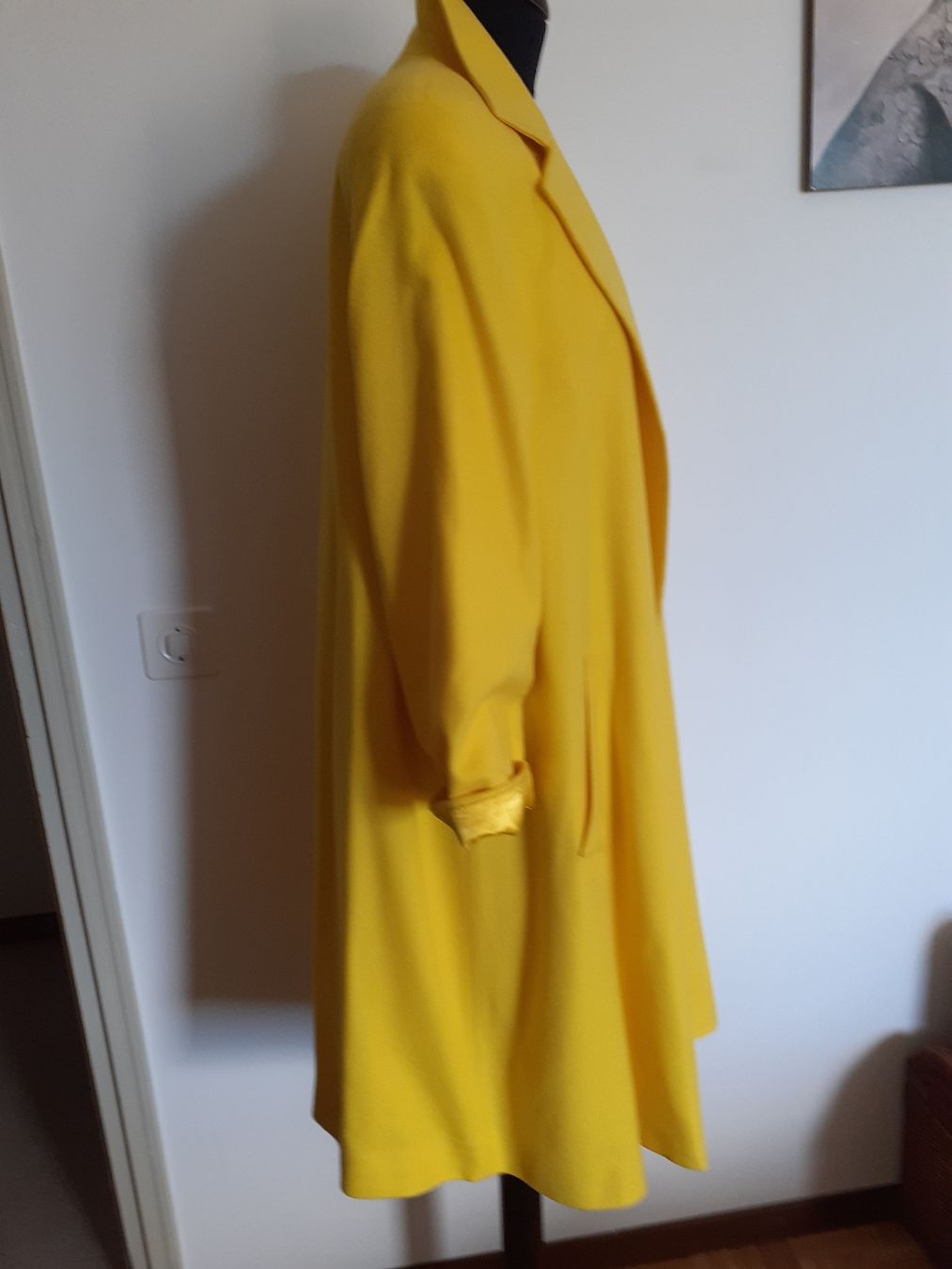 Escada Manteaux: Soprabito, spolverino ESCADA – D'occasion à Morbio Inferiore par vin_fdj2 4