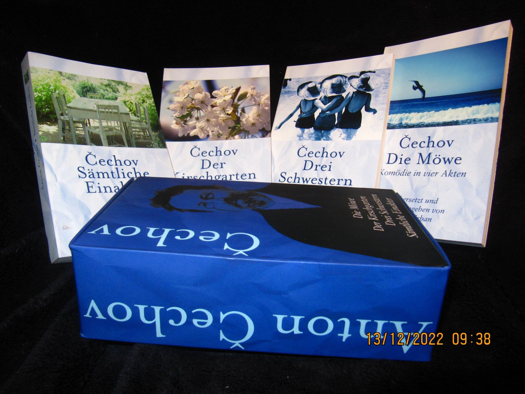 Libri: Anton Cechov - 4 Bände im Verpackung – Nuovo (secondo la descrizione) da Urtenen-Schönbühl venduto da weltenschmid 5