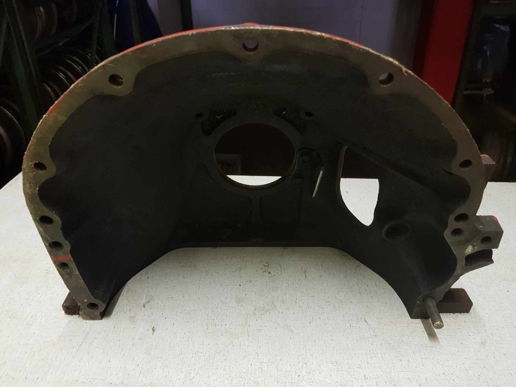 Mopar Tutti pezzi di ricambio auto: Mopar Getriebeglocke – Usato da Niedergösgen venduto da usc_tt5r 3