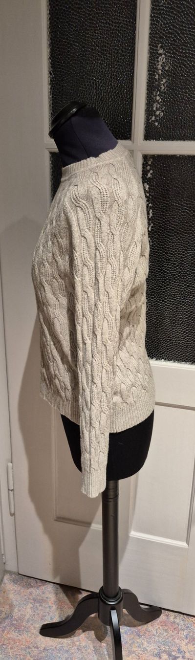 Top: Winter Strickpullover Zopfmuster Beige Grösse S Top! – Usato da Zürich venduto da Roberto040 1