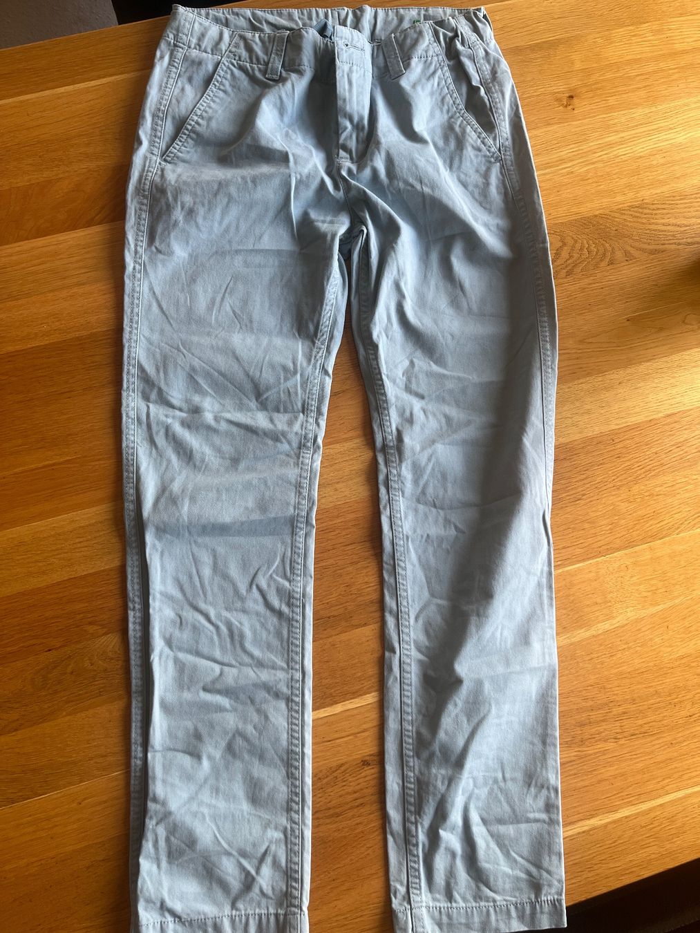 Benetton Pantaloni: Pantalon bleu clair taille S bon état – Usato da Genève venduto da kro_8qmb