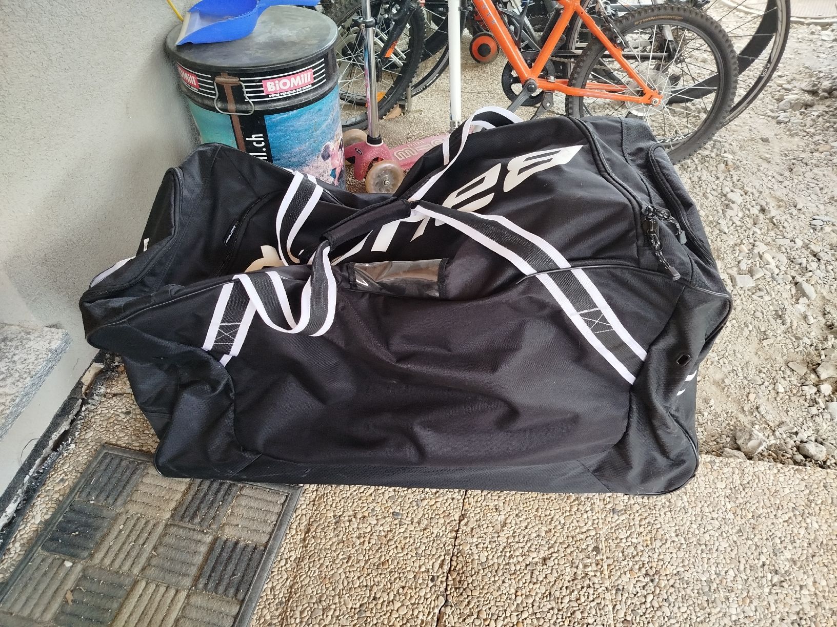 Bauer Sacs: Sac Bauer Hockey – D'occasion à Leytron par chloe20811 1