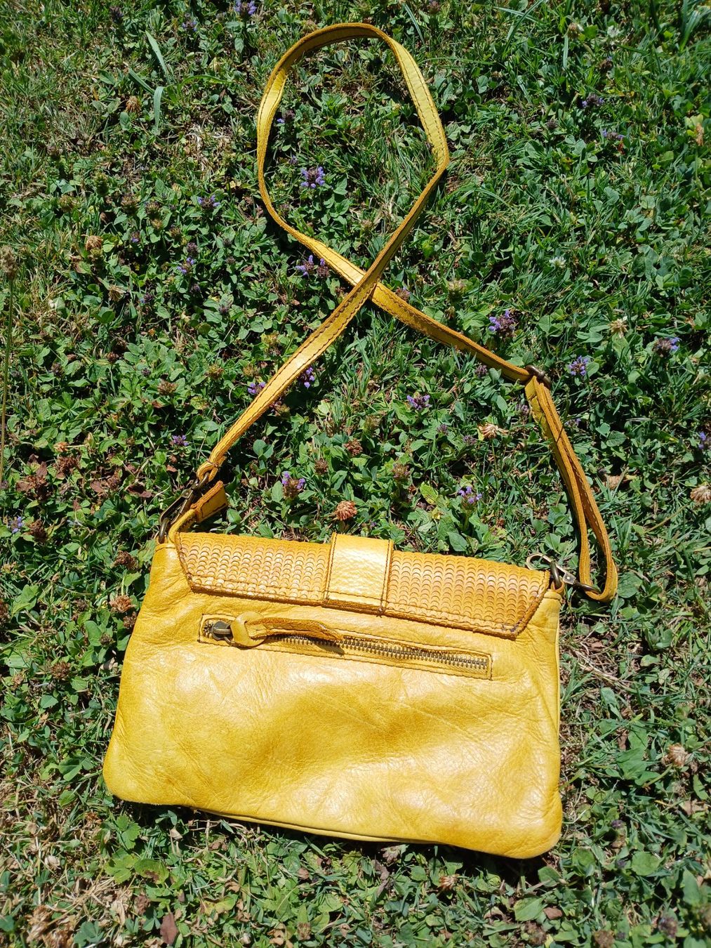 Borse da donna: kleine gelbe Handtasche – Usato da Wolfhausen venduto da Garfield1414 2