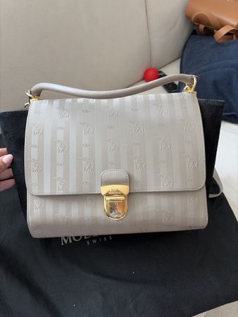Mollerus Tasche