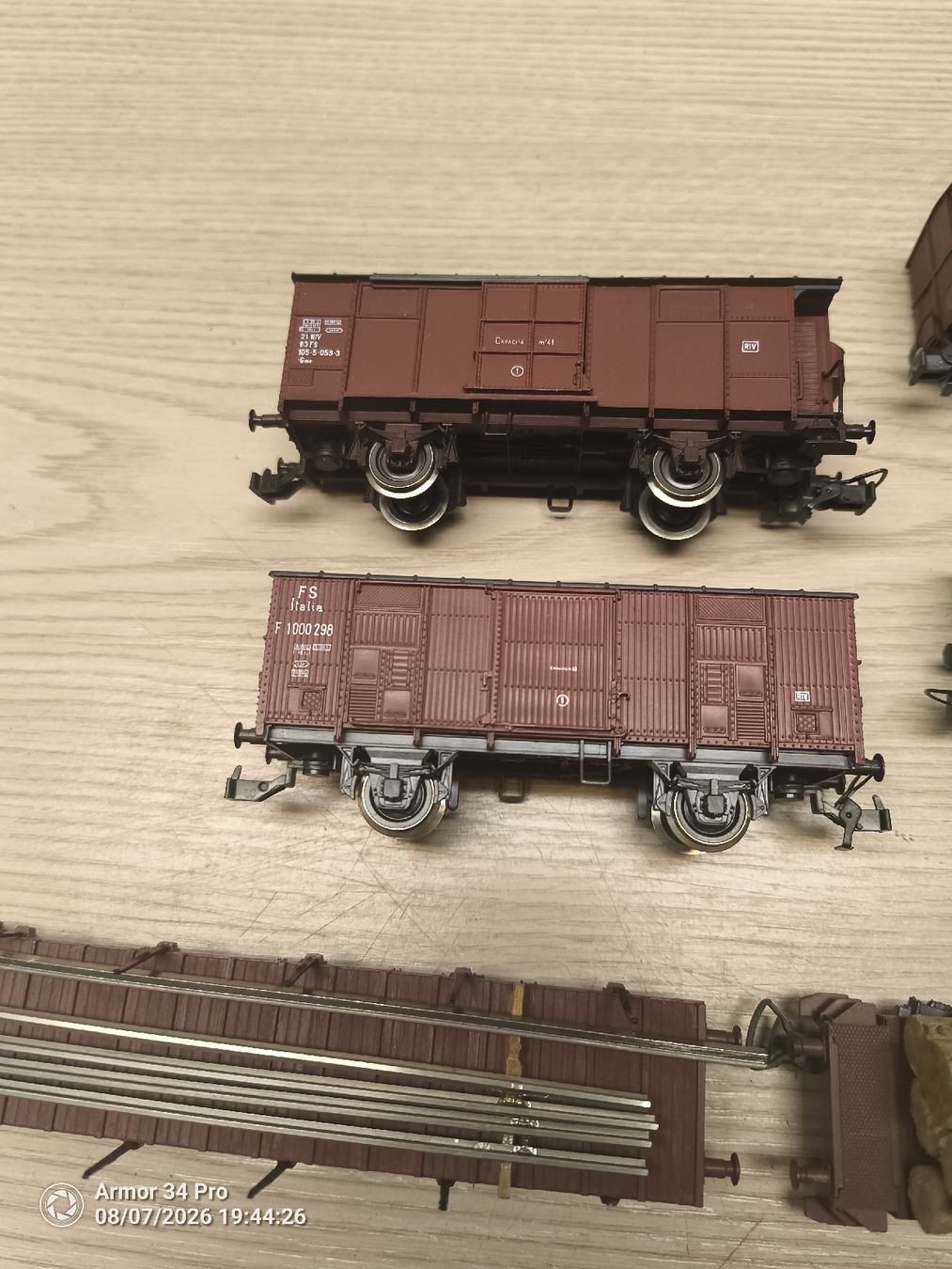 Rivarossi Modellini di ferrovie: Modellbahn Waggons Rivarossi HO gebraucht 6Stk. – Usato da Herzogenbuchsee venduto da ioa_zcm6 4