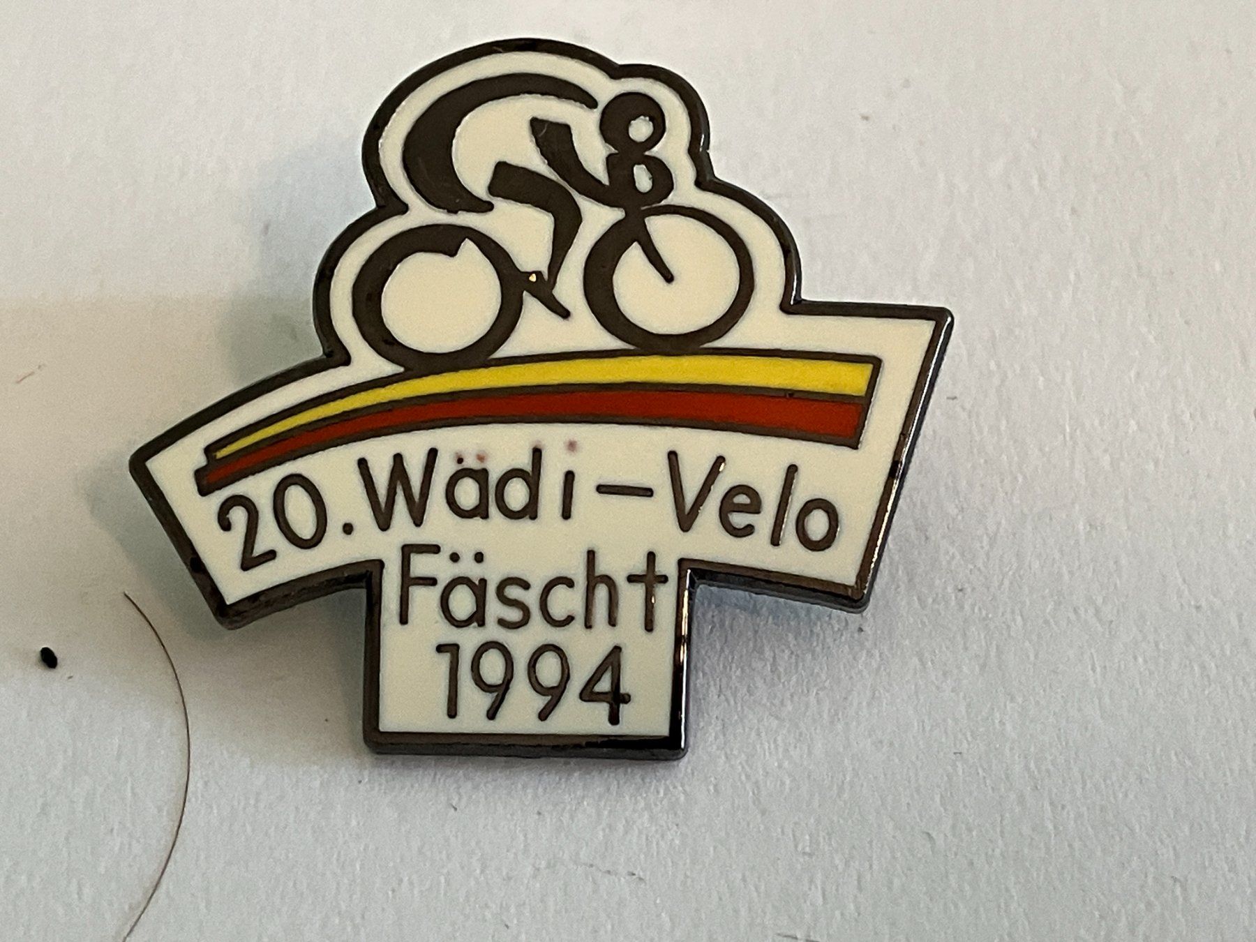 Placchette & Badge: 1 Pin 20. Wädi Velo Fäscht 1994 – Usato da Basel venduto da djwwpp