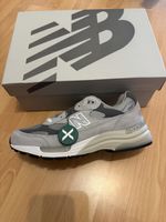 New Balance 992 Grau - Gr. 43