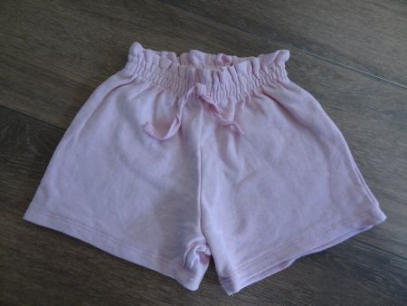 Shorts rose Zara taille 3-4 ans, 104cm ☀️