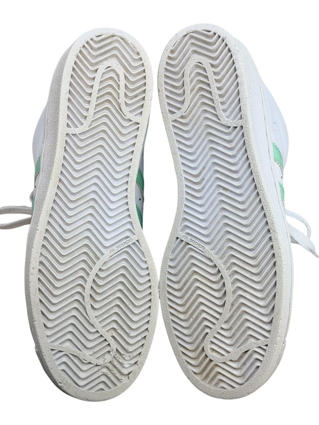 Adidas Chaussures hommes: Baskets Adidas Pro Model cuir blanc. Pointure 38 – D'occasion à Cossonay-Ville par Retrova 8
