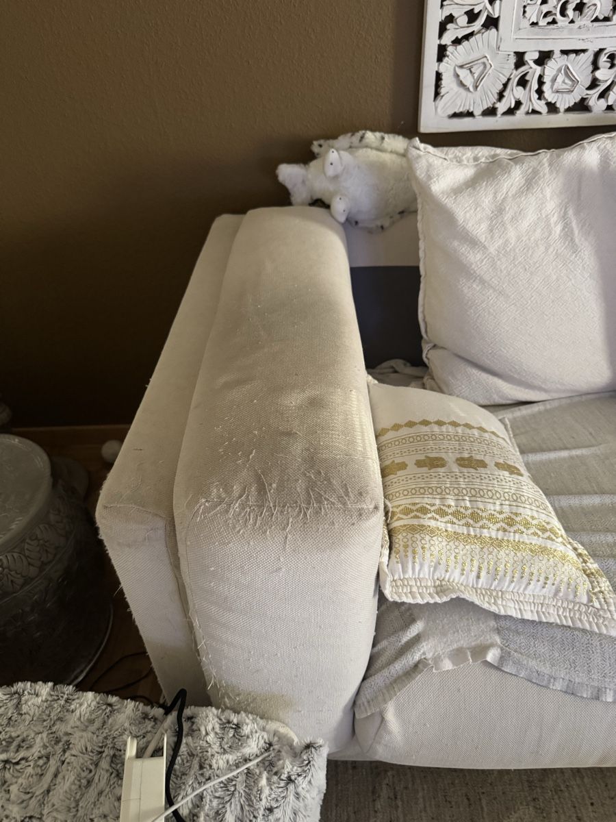 Sofas: Gratis Sofa 3-Sitzer Stoff weiss – Gebraucht aus Zürich von Miiiich__elle 3