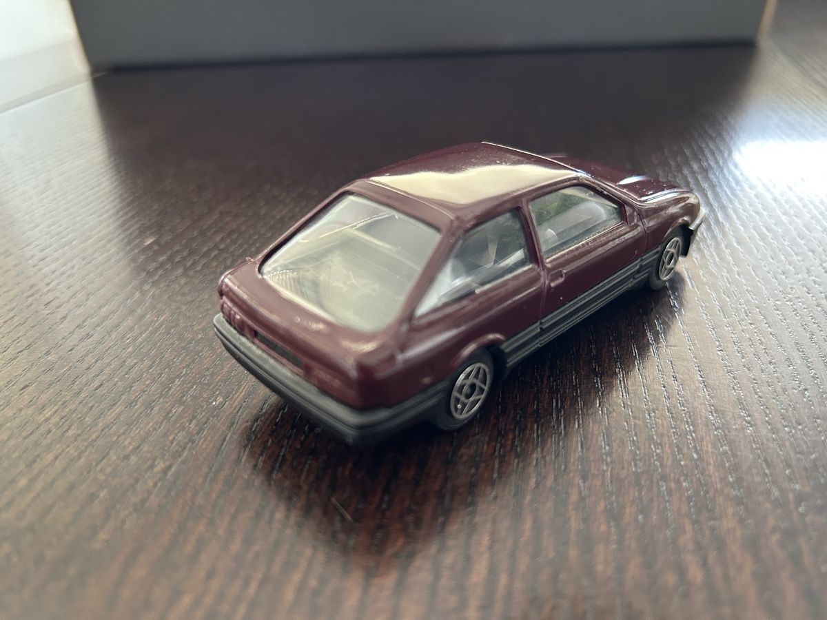 Ford Modellautos: Ford Sierra Modell 1:43 – Gebraucht aus Islisberg von Nawi2000 3